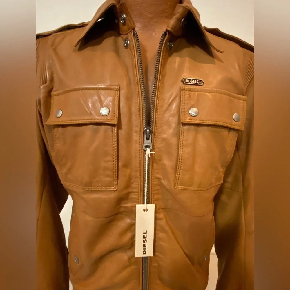 Diesel Lisardo jacket (Large) Burnt Orange
New with tags - Picture 2 of 16